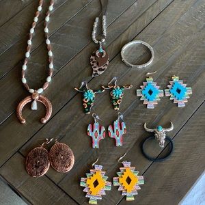 Womens jewelry